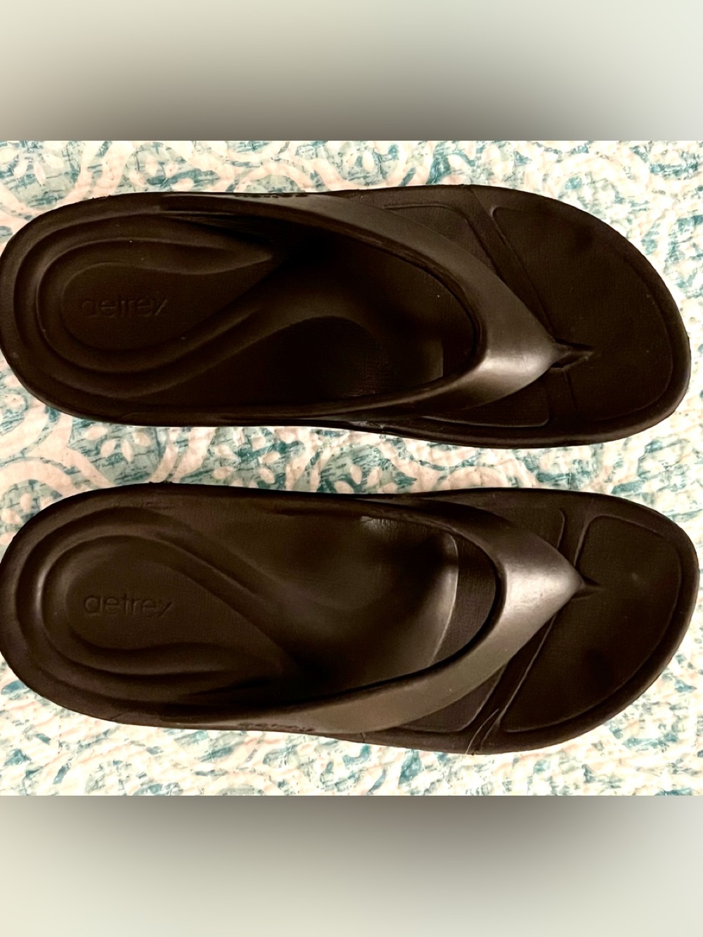 AETREX MAUI Supportive Flip Flop Matte Black size 8 Excellent!